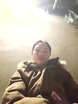 Pretty girl 2 online show from February 14, 2026, 3:20 pm