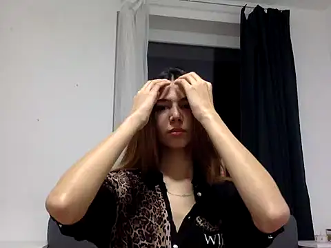 KiraVixenSweet online show from February 23, 2026, 7:33 pm