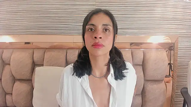 annie shine  online show from February 20, 2026, 12:16 pm