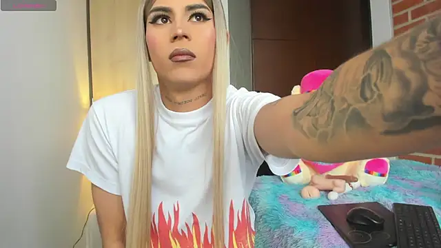 alisoondrean  online show from February 23, 2026, 6:49 pm