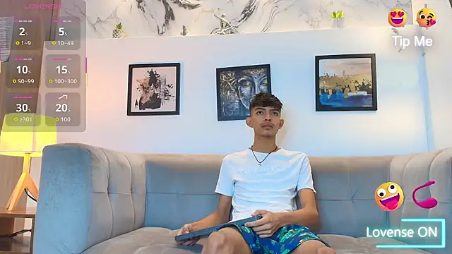 KITTY BOSH online show from April 19, 2026, 1:10 pm