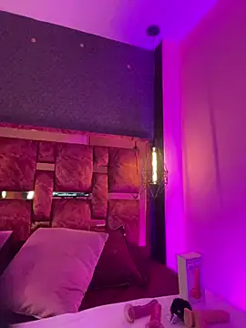 Veronicaa lodge1 online show from February 27, 2026, 2:00 am