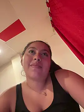 Snapshot of Emiily_joee_ chatting on June 27, 2026, 2:16 am Emiily joee online show from June 27, 2026, 2:16 am