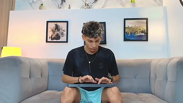 YOUNG BOYS HELL online show from April 18, 2026, 1:42 am