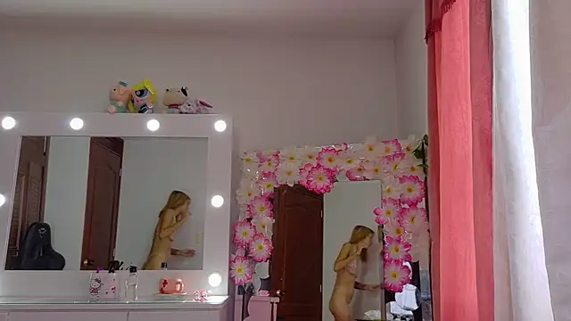 Snapshot of Mis_Cersi chatting on July 20, 2026, 8:22 pm Mis Cersi online show from July 20, 2026, 8:22 pm