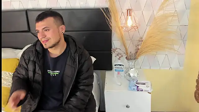 AronGarcia online show from February 28, 2026, 12:06 pm