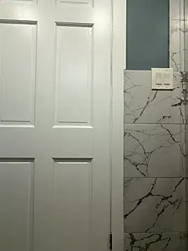 Jhon jairo420zzzz online show from April 21, 2026, 6:55 pm