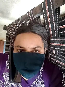 Snapshot of taniya0 chatting on July 13, 2026, 7:22 am taniya0 online show from July 13, 2026, 7:22 am