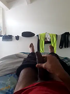 isuru lakshan online show from February 25, 2026, 1:32 pm