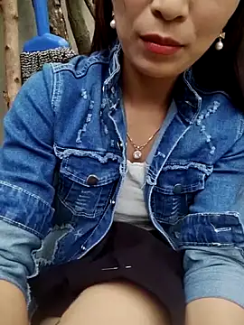 Thobaby112 online show from April 21, 2026, 2:51 am