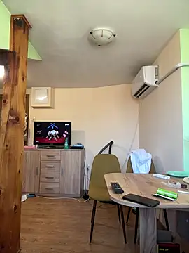 MonChery online show from March 7, 2026, 1:41 pm