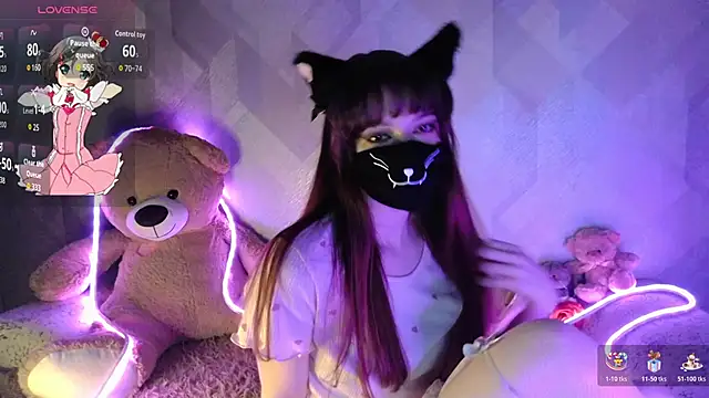 llonaMask online show from March 1, 2026, 3:30 am