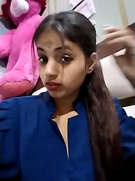 samayra1144 online show from April 20, 2026, 12:08 pm