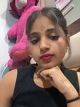 samayra1144 online show from June 1, 2026, 7:04 pm
