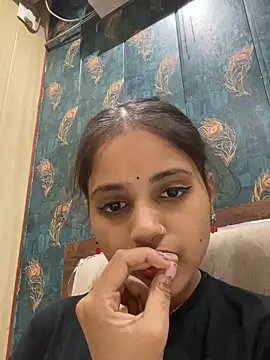 samayra1144 online show from June 5, 2026, 1:50 pm
