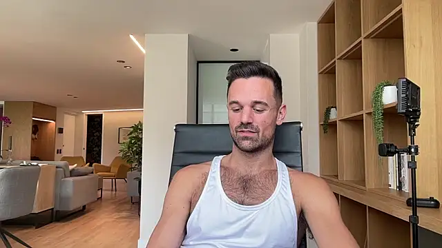 rigoavela online show from April 21, 2026, 5:28 pm