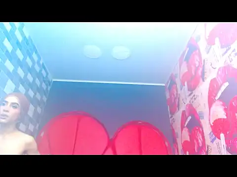 charlottxjuless online show from March 5, 2026, 2:24 pm