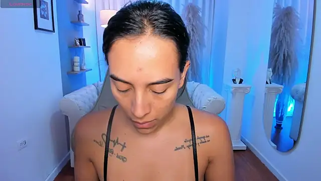 saori katsumi  online show from April 18, 2026, 11:14 am