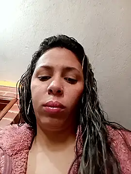 kiki milu online show from June 19, 2026, 8:12 pm