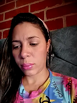 kiki milu online show from June 23, 2026, 8:40 pm