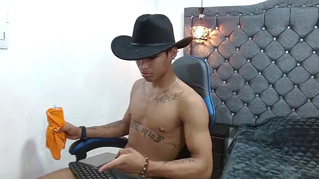 Snapshot of luka_big18 chatting on March 12, 2026, 3:34 am luka big18 online show from March 12, 2026, 3:34 am