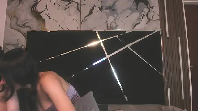 Couple In Heat online show from April 21, 2026, 8:55 pm