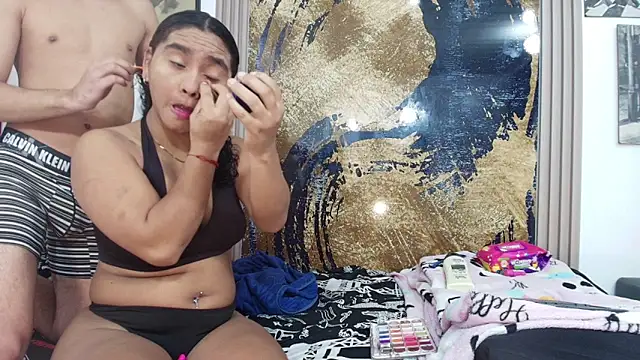 raven robin  online show from April 18, 2026, 3:54 am