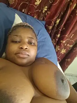 SweetDarkBrownie online show from March 6, 2026, 5:04 am