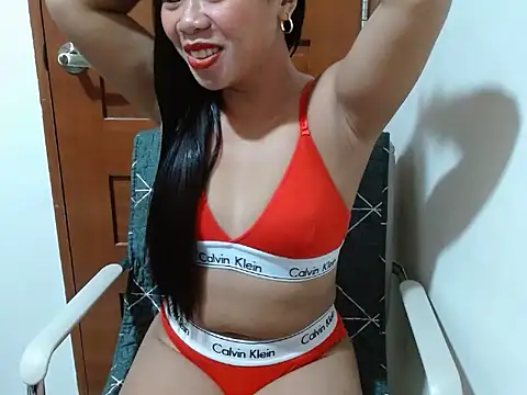 Petite Jeramae22 online show from February 19, 2026, 11:56 pm