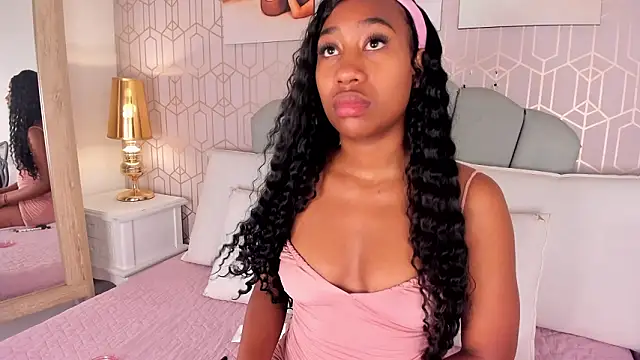 Kimberly martinezz online show from March 7, 2026, 11:40 am