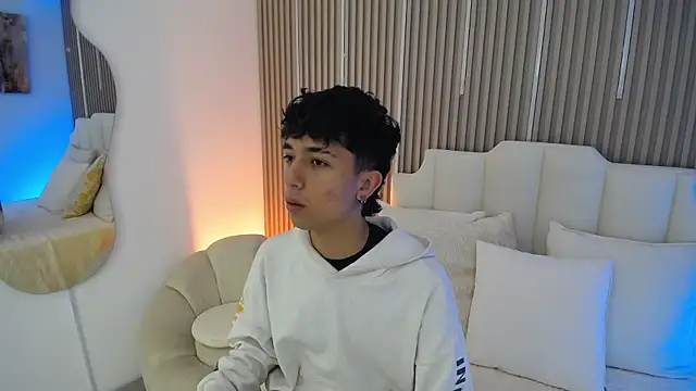 Aiden Rivers  online show from March 9, 2026, 12:42 pm