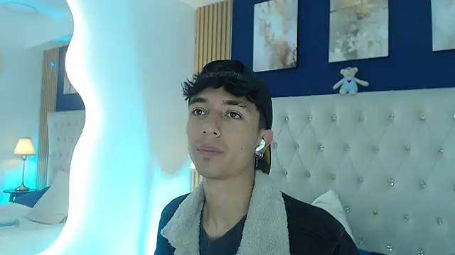 Aiden Rivers  online show from April 1, 2026, 1:41 pm