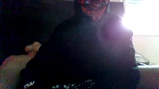 Blackklu online show from March 31, 2026, 3:34 pm