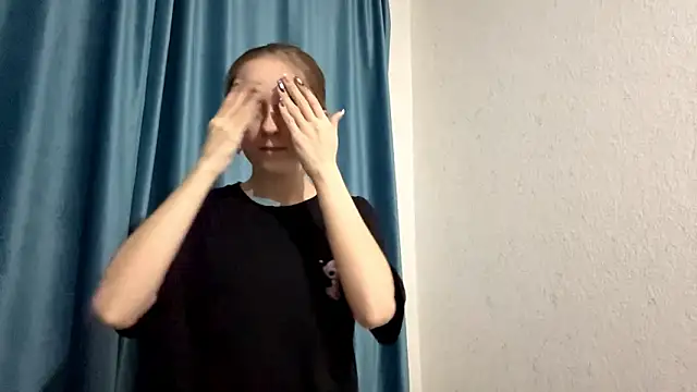 StaticBliss online show from March 10, 2026, 6:57 pm