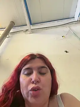 Sandragll online show from June 4, 2026, 3:29 pm