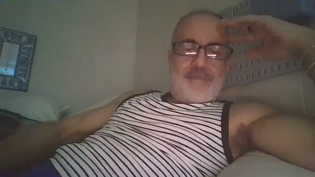 Nightstikk8 online show from February 17, 2026, 4:53 am