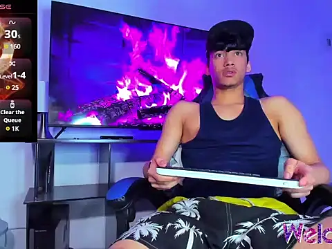 Lyam Russo online show from March 10, 2026, 5:56 am