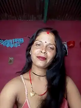 Snapshot of Hot_bh87 chatting on July 13, 2026, 4:10 pm Hot bh87 online show from July 13, 2026, 4:10 pm