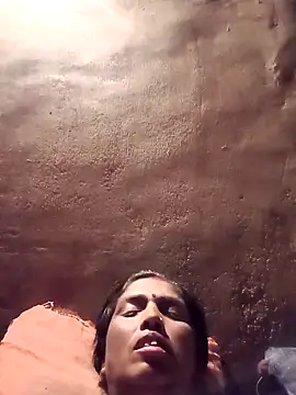 Hot re83 online show from March 3, 2026, 10:48 pm