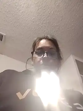 MissBella0969 online show from March 17, 2026, 4:06 am