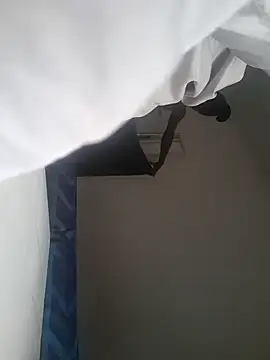 iwantolderwmn online show from March 7, 2026, 5:37 am