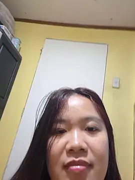 Polished Princess online show from February 23, 2026, 3:20 pm