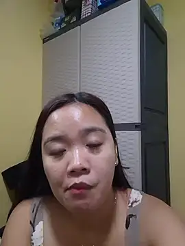 Snapshot of Polished_Princess chatting on March 9, 2026, 5:28 pm Polished Princess online show from March 9, 2026, 5:28 pm