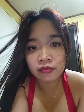 Snapshot of Polished_Princess chatting on April 4, 2026, 11:40 am Polished Princess online show from April 4, 2026, 11:40 am