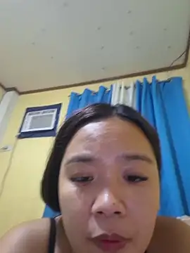 Snapshot of Polished_Princess chatting on April 8, 2026, 12:38 pm Polished Princess online show from April 8, 2026, 12:38 pm