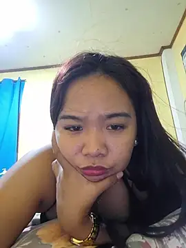 Snapshot of Polished_Princess chatting on April 14, 2026, 1:28 pm Polished Princess online show from April 14, 2026, 1:28 pm