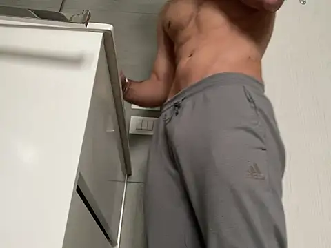 homecreator online show from April 15, 2026, 8:21 am