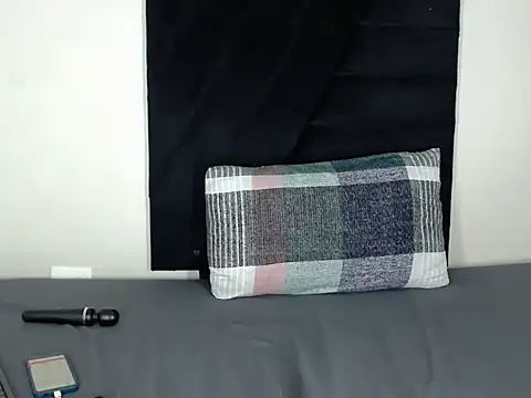 Loyal Sashaa online show from March 4, 2026, 1:44 am