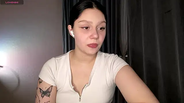 RaquelsHusband online show from March 4, 2026, 2:23 pm