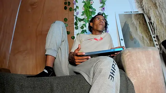 Ethan Blazes online show from March 7, 2026, 1:52 pm